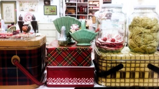 picnic baskets