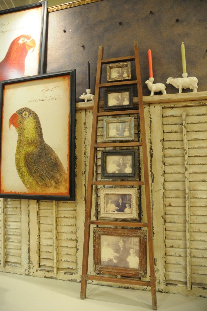 Create-ologie Ladder w 6 Frames, Photo Sizes 3-1 2X5, 4x6, 5x7, 8x10