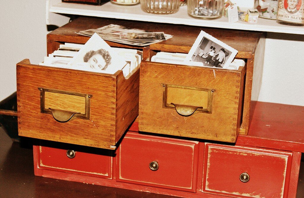 Fabulous Feature: Vintage Card File